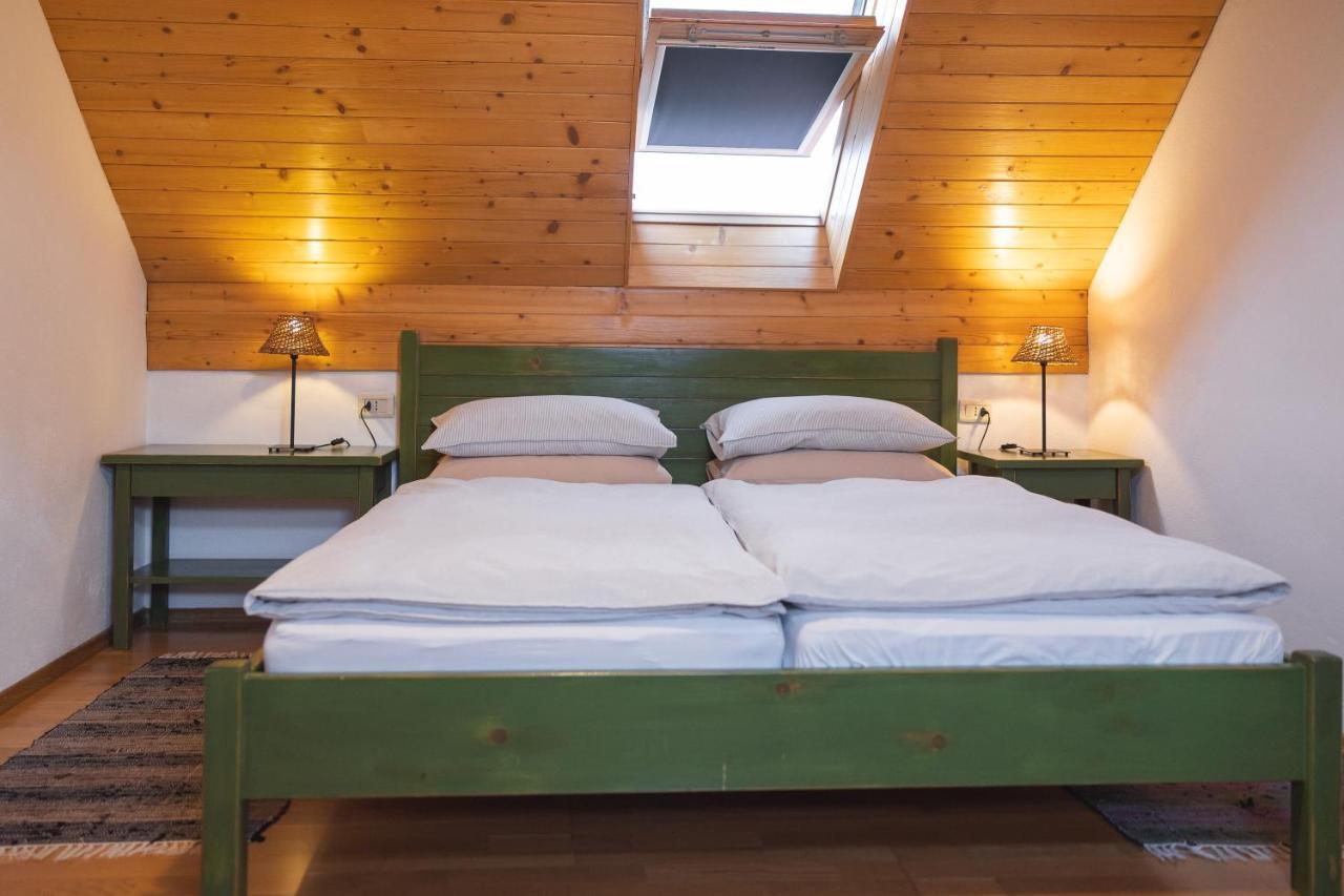 Guesthouse Novak Dvor Extérieur photo